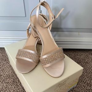 Size 7.5, low heel, color champagne satin, wrn 1ce